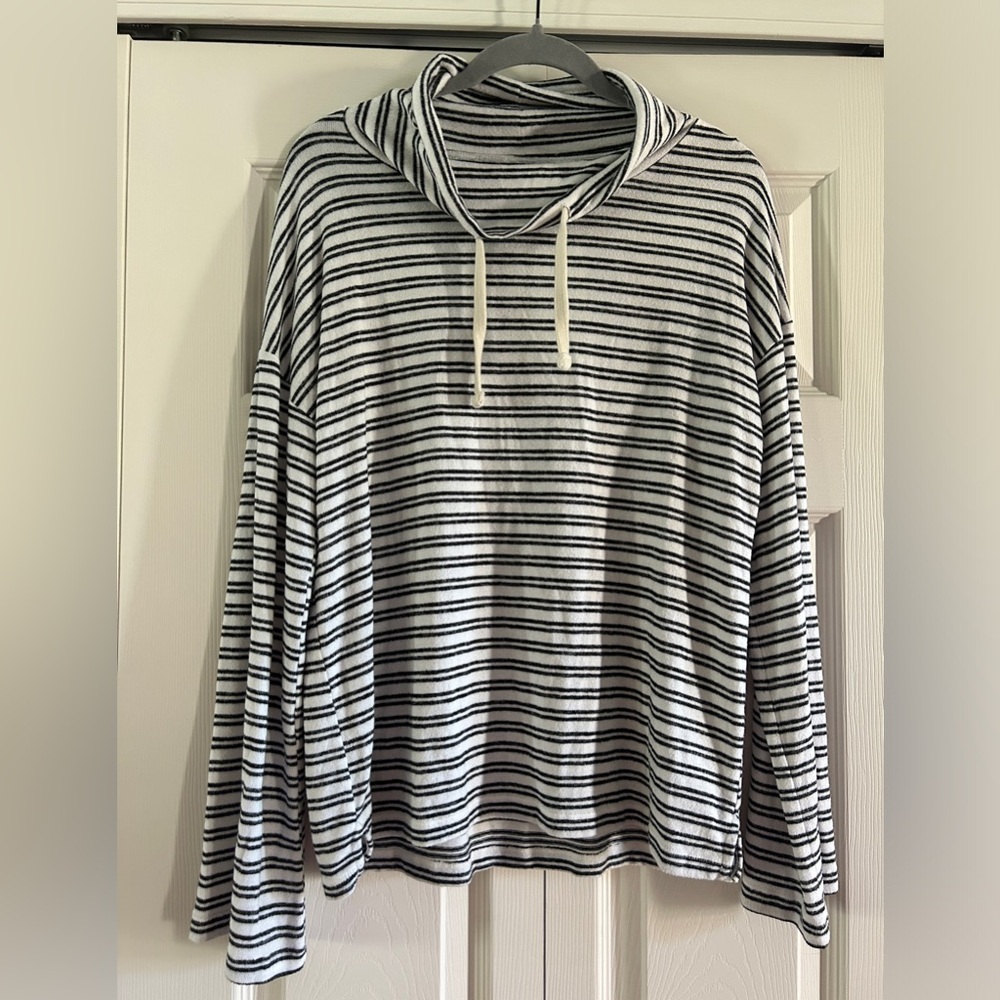 Lucky brand Sweater Women's Size M Boone Chance Striped Long Sleeve Cowl Neck